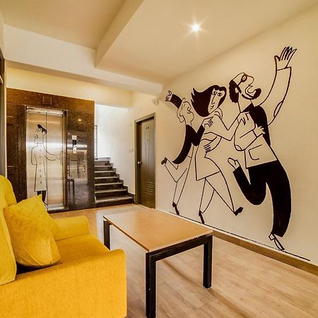 Townhouse Sarvar Hospitality Near Ascendas Park Square Mall Bangalore Ngoại thất bức ảnh