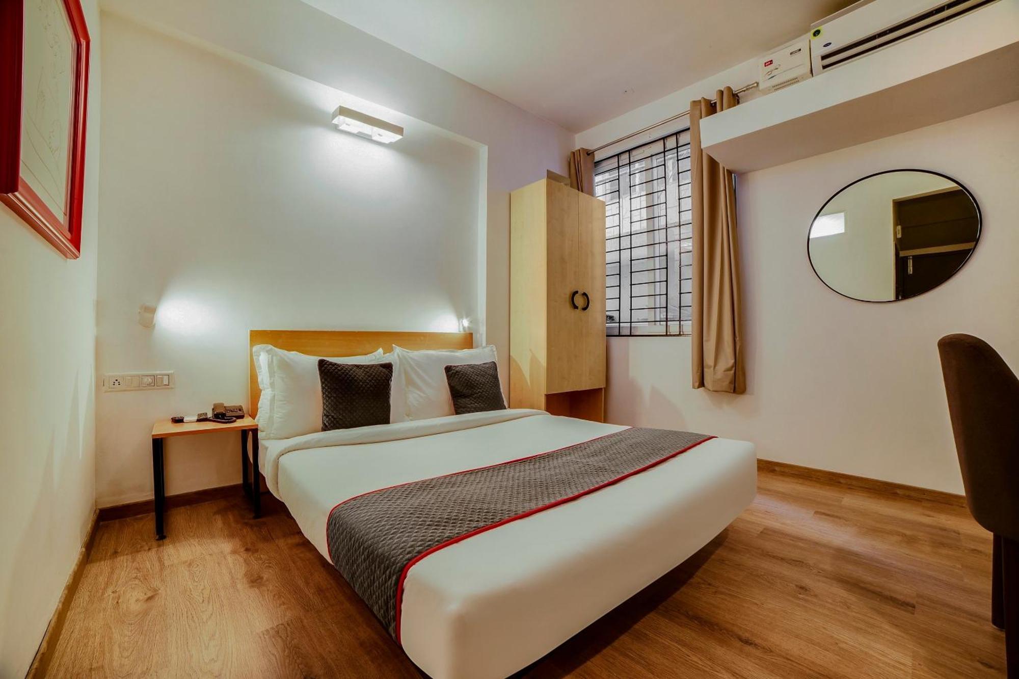 Townhouse Sarvar Hospitality Near Ascendas Park Square Mall Bangalore Ngoại thất bức ảnh