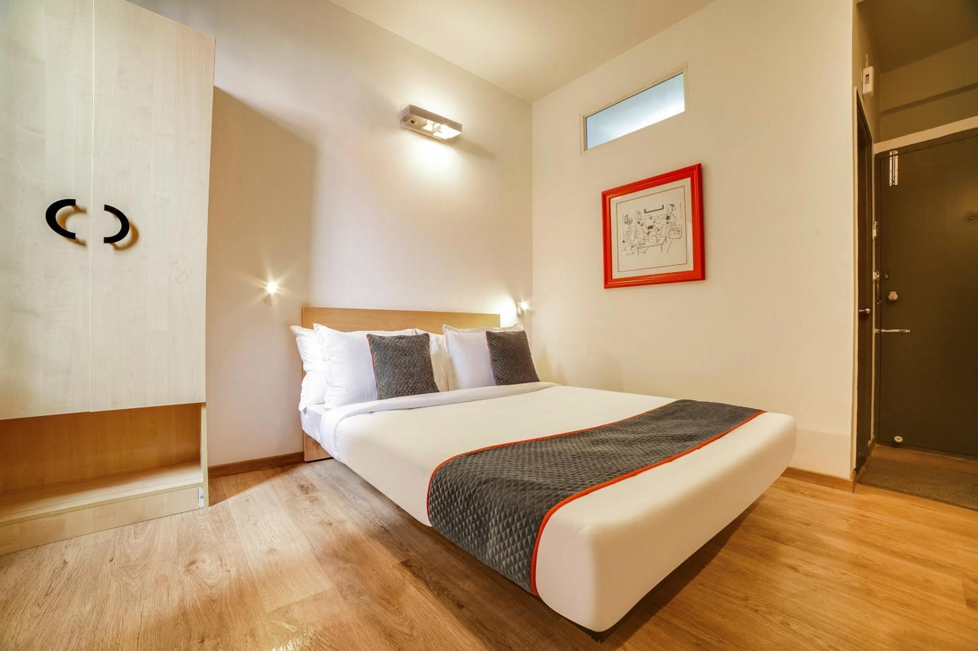 Townhouse Sarvar Hospitality Near Ascendas Park Square Mall Bangalore Ngoại thất bức ảnh